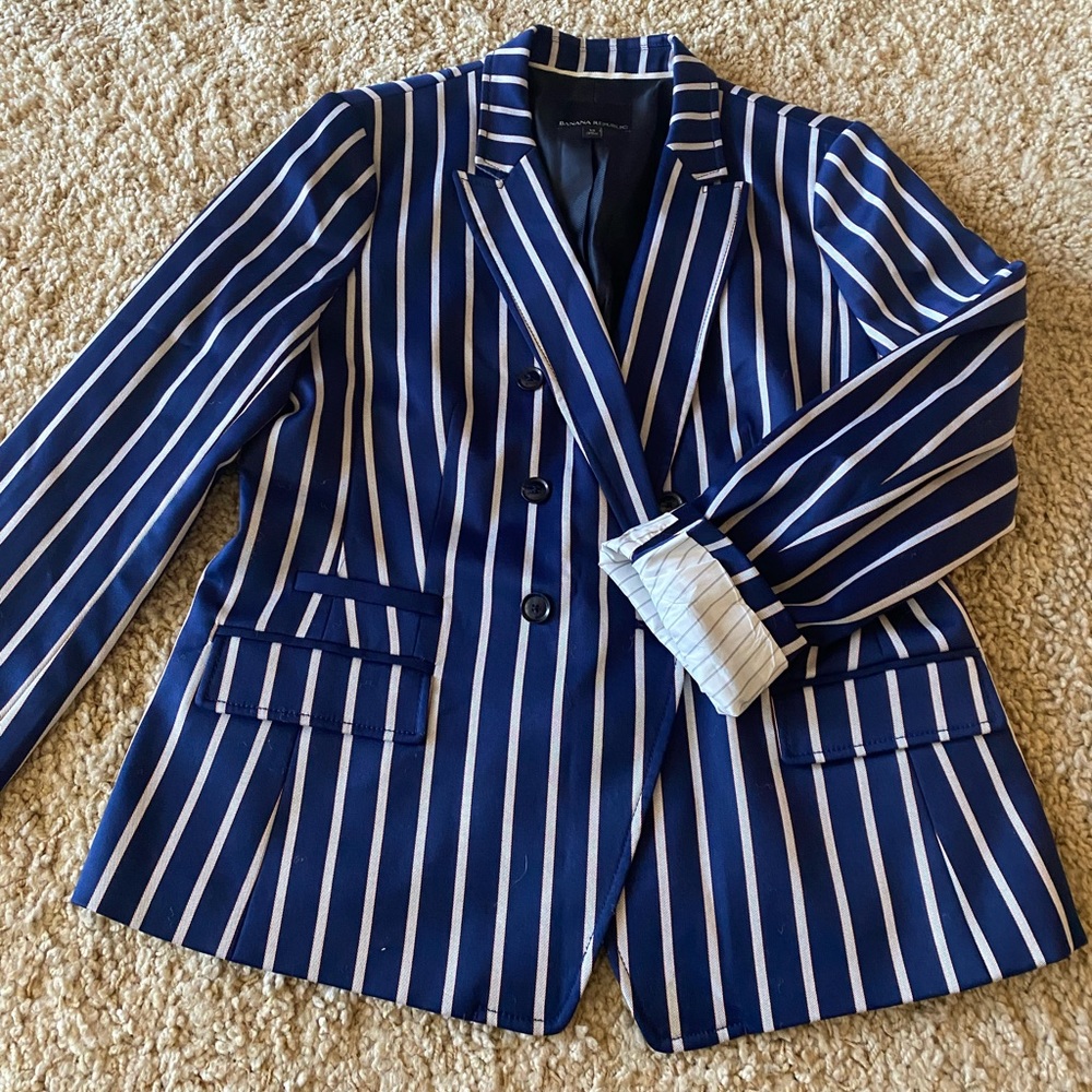 Gorgeous Double-Breasted Banana Republic Striped Blazer